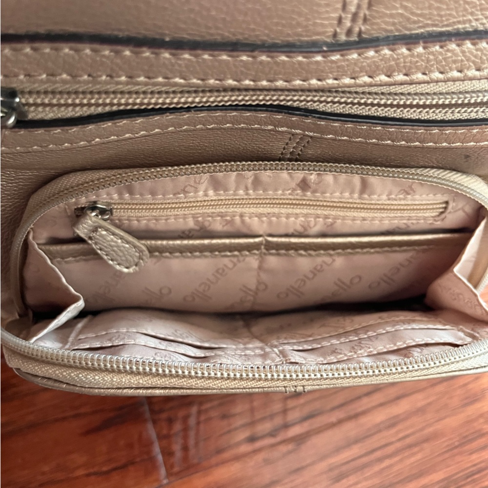 TIGNANELLO Soft Metallic Gold Crossbody Bag - Picture 4 of 6